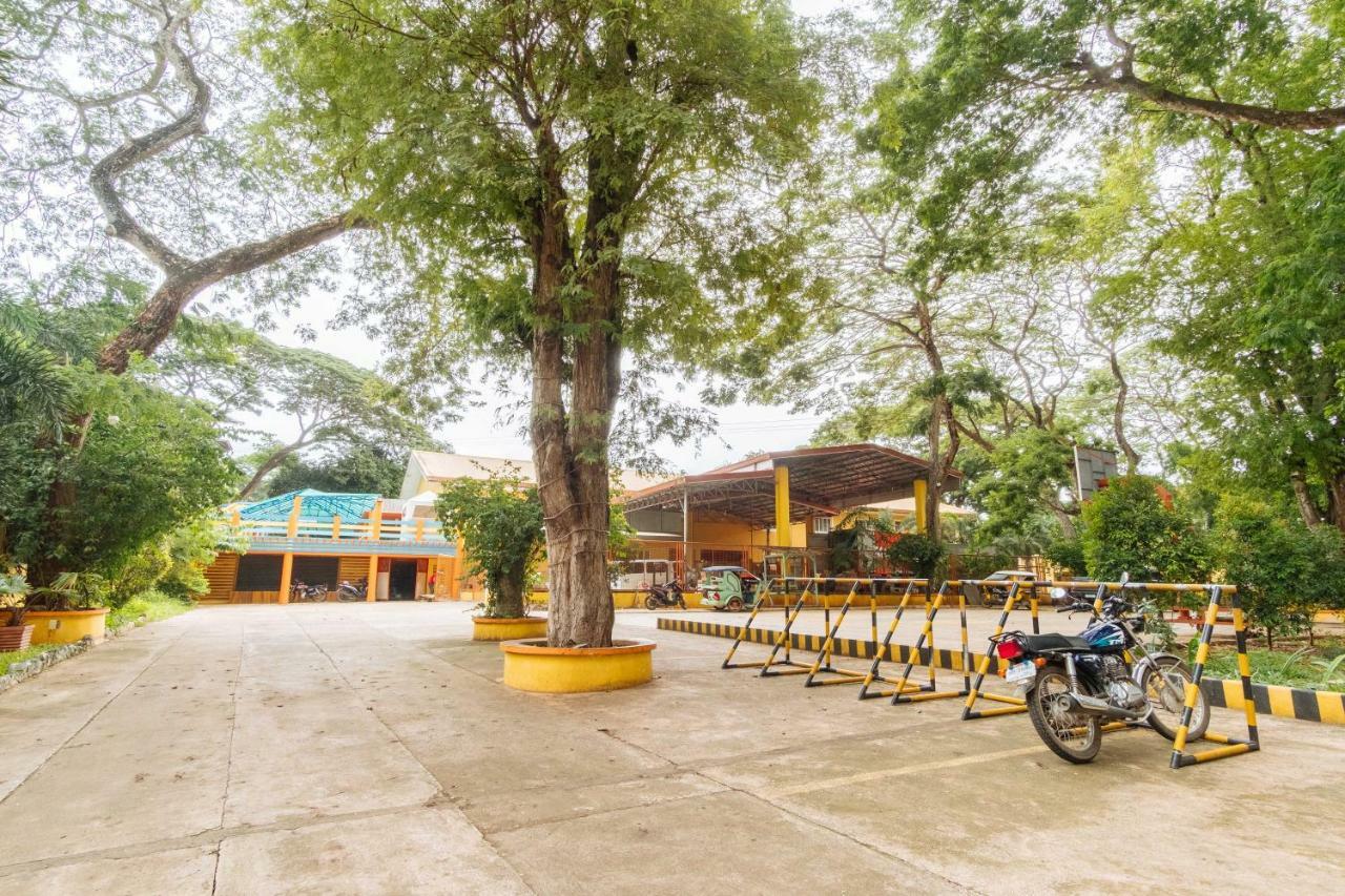 红多兹高级酒店-巴拉望内阁路 公主港 外观 照片